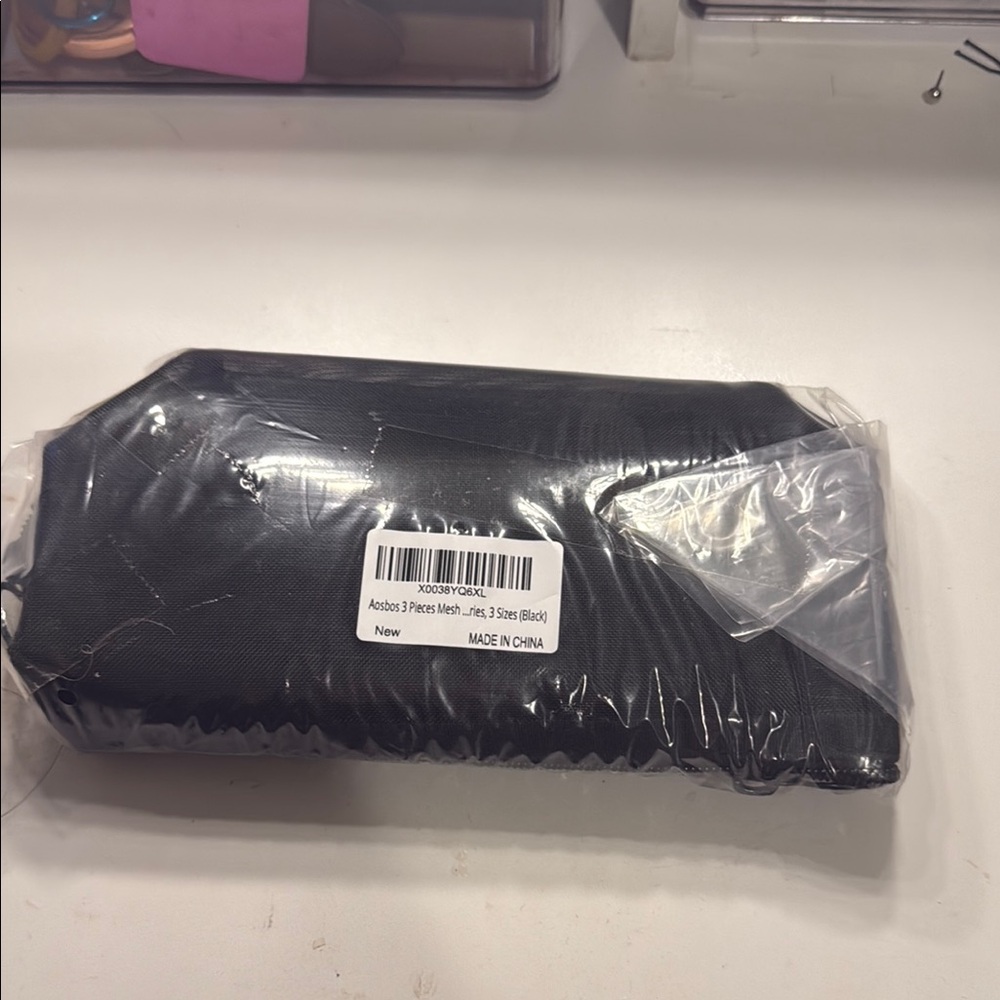 Black Tech Accessory - Picture 2 of 2